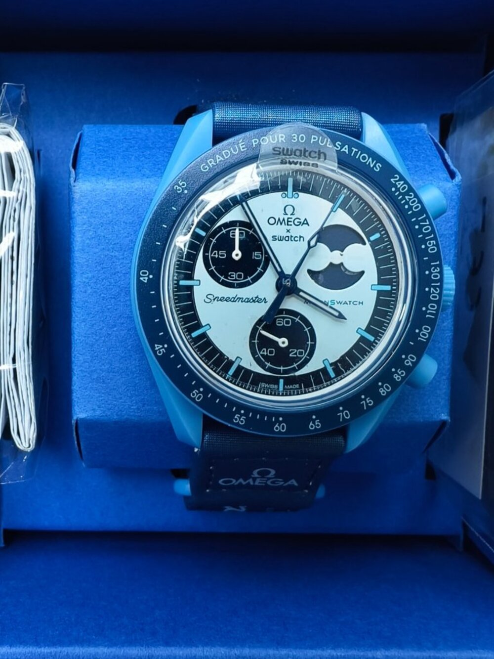 Swatch x Omega MISSION TO THE Super Blue Moonphase Watch - Picture 5 of 5